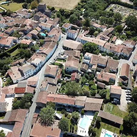 Holiday home Le Clos Du Puits Doux Mornac-sur-Seudre