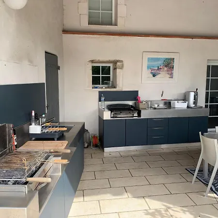 Holiday home Le Clos Du Puits Doux